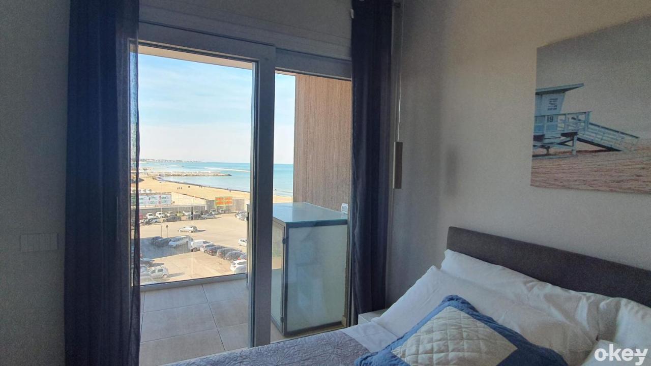 Seven Seas Luxury Apartments - Bari San Girolamo Exteriör bild