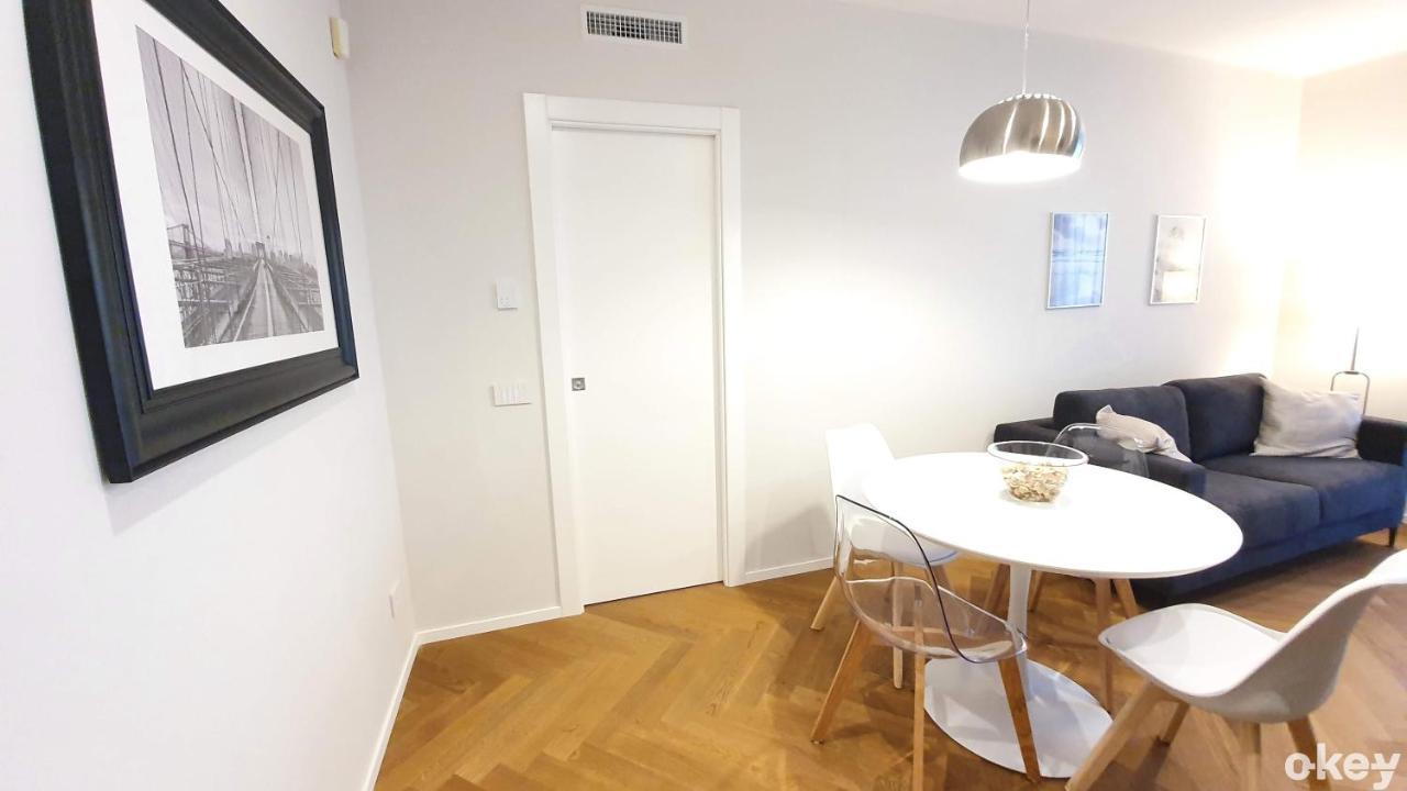 Seven Seas Luxury Apartments - Bari San Girolamo Exteriör bild
