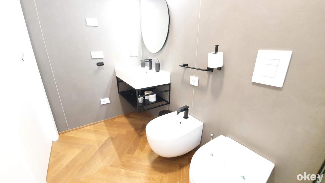 Seven Seas Luxury Apartments - Bari San Girolamo Exteriör bild