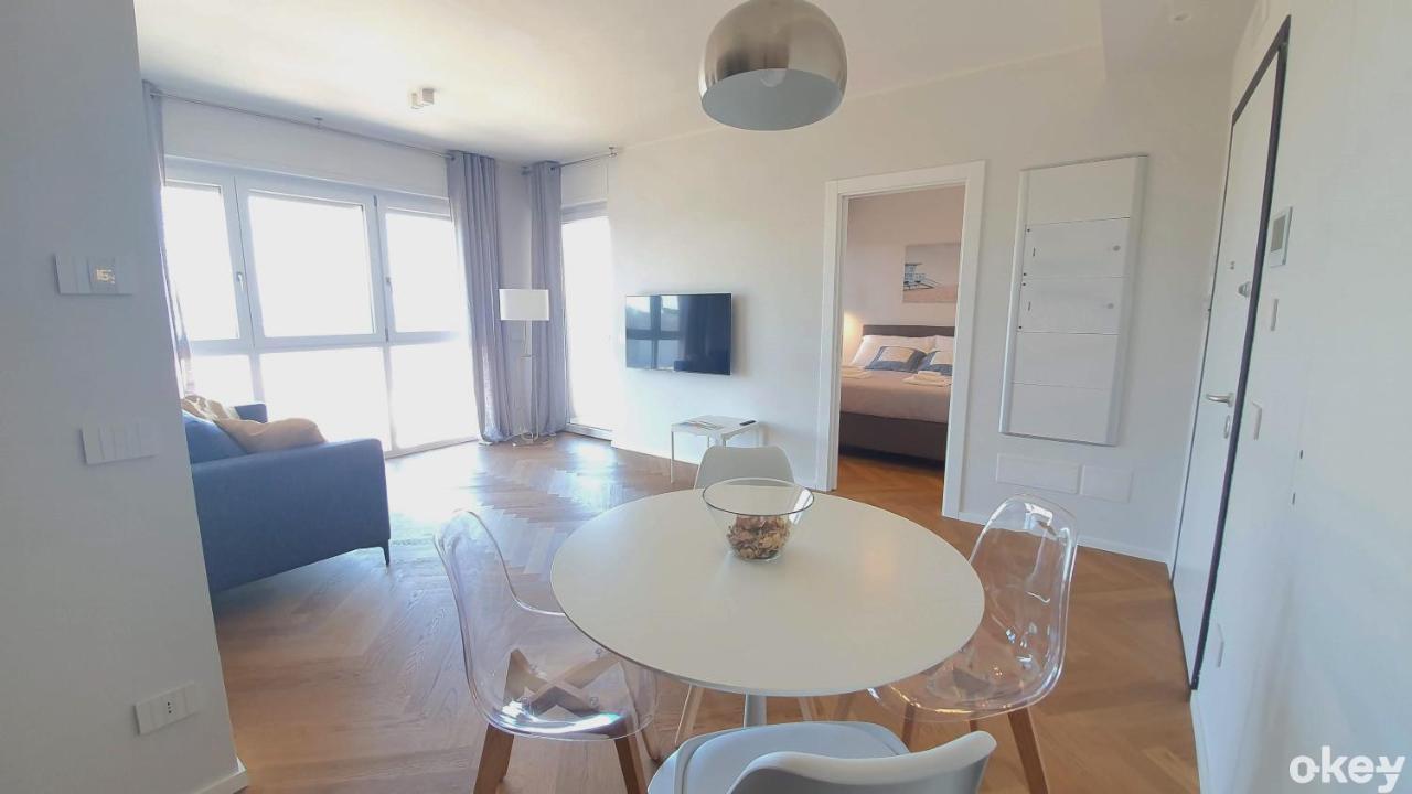 Seven Seas Luxury Apartments - Bari San Girolamo Exteriör bild