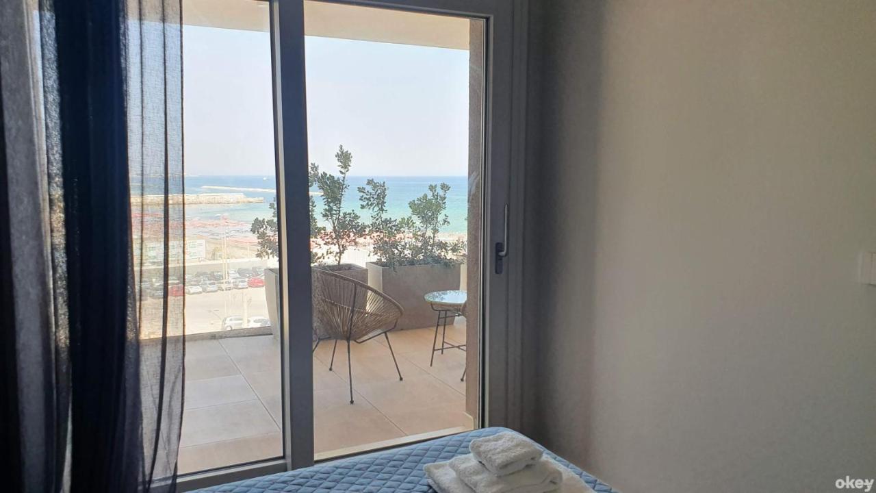 Seven Seas Luxury Apartments - Bari San Girolamo Exteriör bild