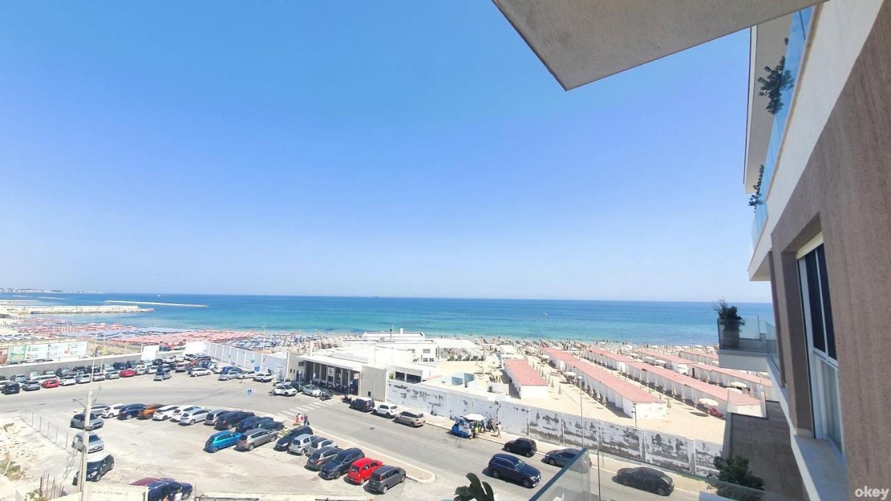 Seven Seas Luxury Apartments - Bari San Girolamo Exteriör bild