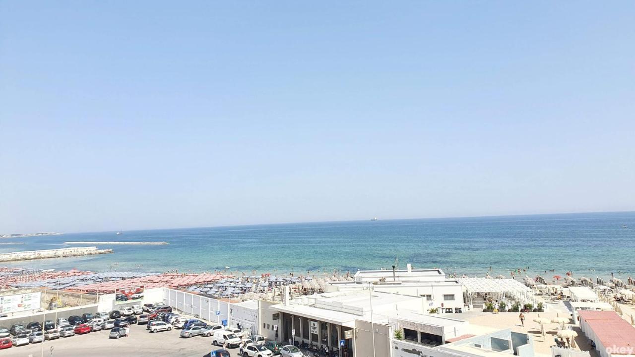 Seven Seas Luxury Apartments - Bari San Girolamo Exteriör bild