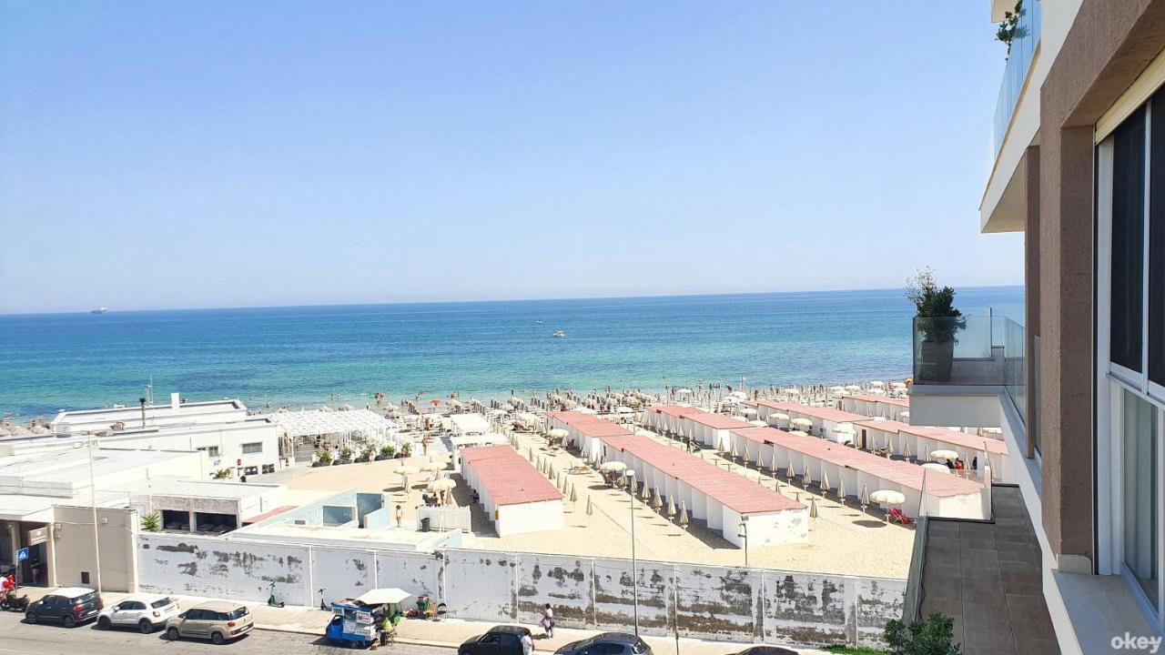 Seven Seas Luxury Apartments - Bari San Girolamo Exteriör bild